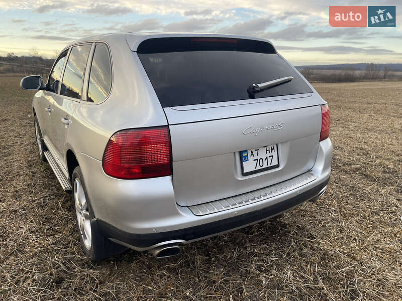 Внедорожник / Кроссовер Porsche Cayenne 2004 в Ивано-Франковске