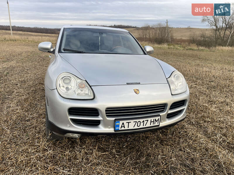 Внедорожник / Кроссовер Porsche Cayenne 2004 в Ивано-Франковске