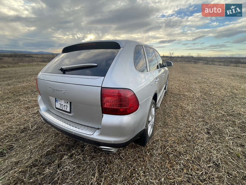 Внедорожник / Кроссовер Porsche Cayenne 2004 в Ивано-Франковске