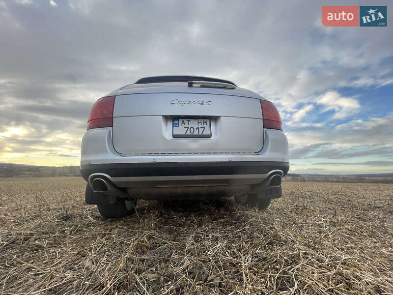 Внедорожник / Кроссовер Porsche Cayenne 2004 в Ивано-Франковске