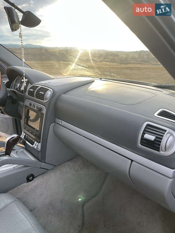 Внедорожник / Кроссовер Porsche Cayenne 2004 в Ивано-Франковске