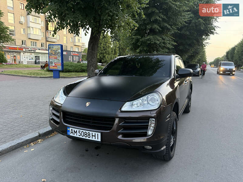 Внедорожник / Кроссовер Porsche Cayenne 2009 в Звягеле