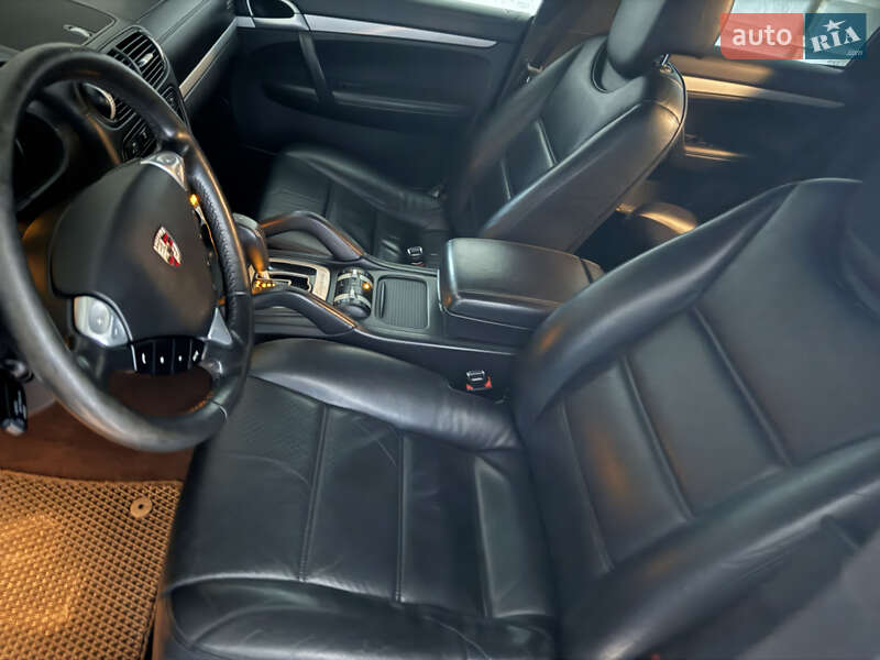 Внедорожник / Кроссовер Porsche Cayenne 2009 в Звягеле