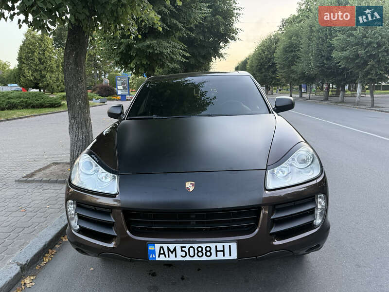 Внедорожник / Кроссовер Porsche Cayenne 2009 в Звягеле