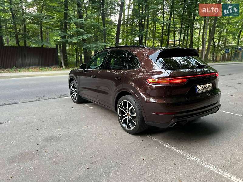 Позашляховик / Кросовер Porsche Cayenne 2018 в Львові