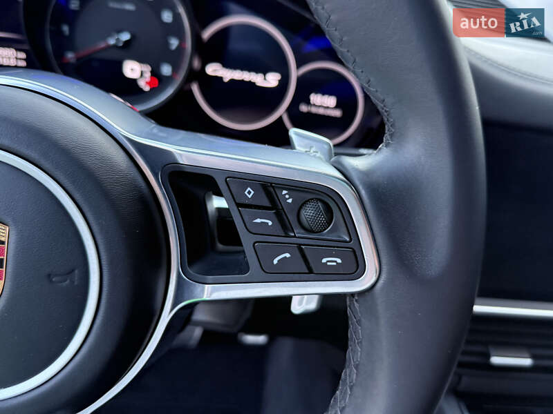 Позашляховик / Кросовер Porsche Cayenne 2020 в Одесі