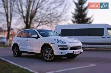 Внедорожник / Кроссовер Porsche Cayenne 2012 в Черновцах