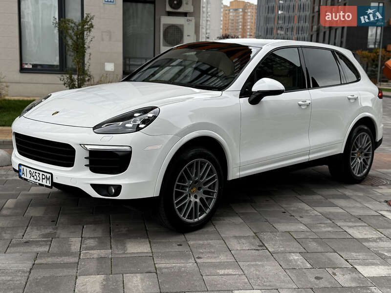 Позашляховик / Кросовер Porsche Cayenne 2017 в Києві