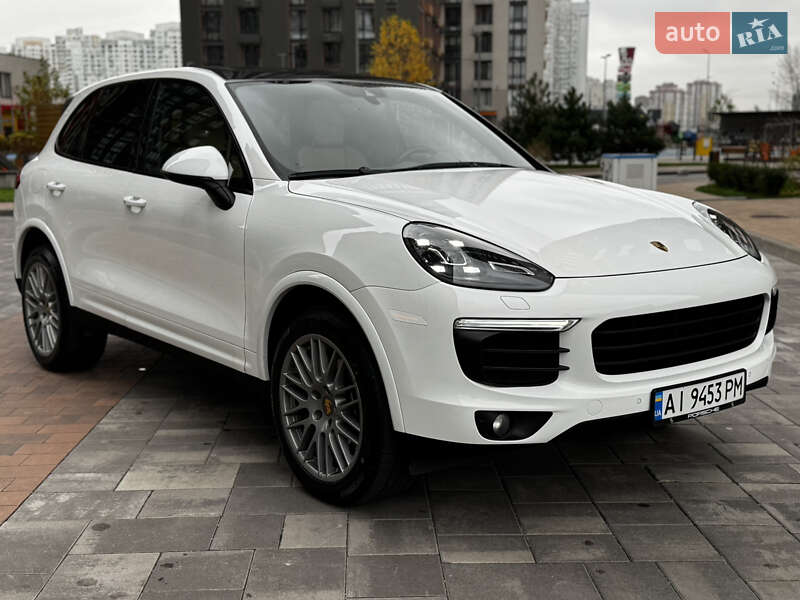 Позашляховик / Кросовер Porsche Cayenne 2017 в Києві