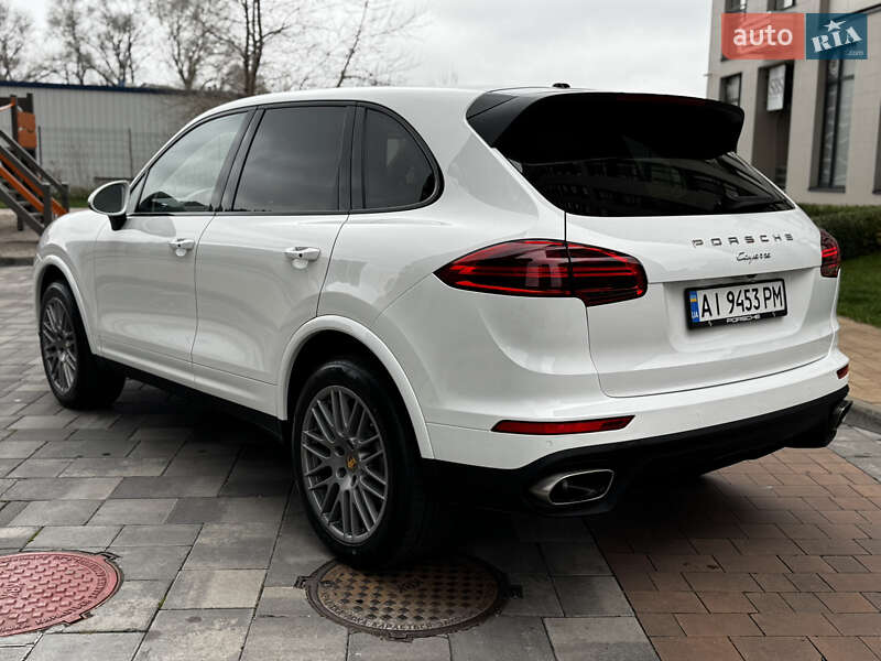 Позашляховик / Кросовер Porsche Cayenne 2017 в Києві
