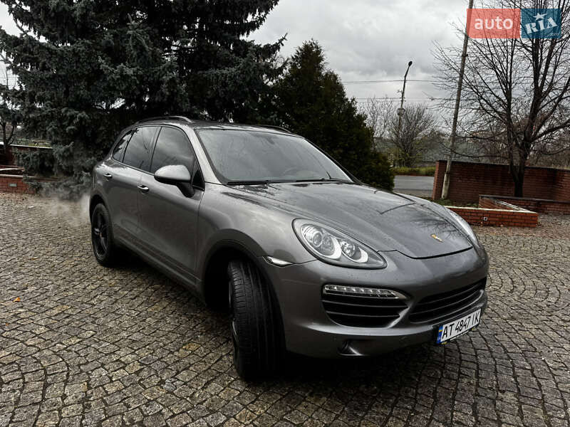 Внедорожник / Кроссовер Porsche Cayenne 2013 в Каменец-Подольском