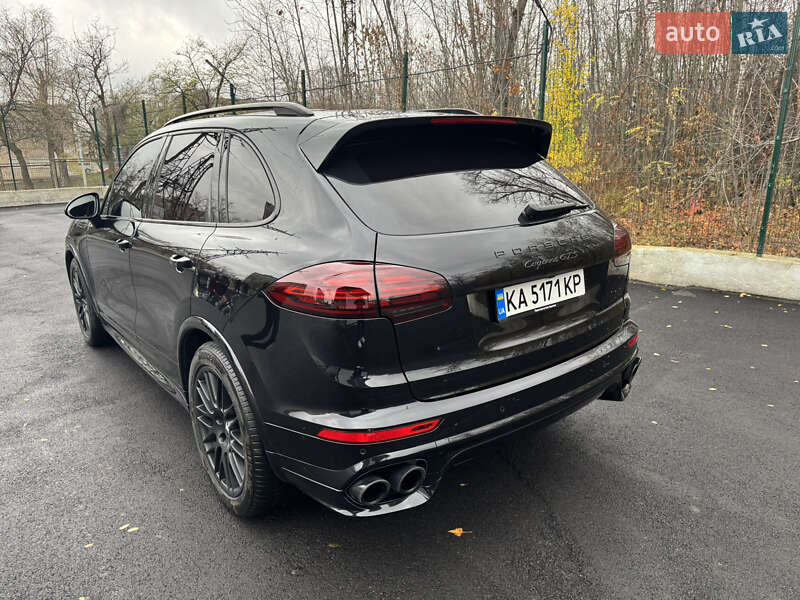 Внедорожник / Кроссовер Porsche Cayenne 2017 в Киеве фото 11 Внедорожник / Кроссовер Porsche Cayenne 2017 в Киеве