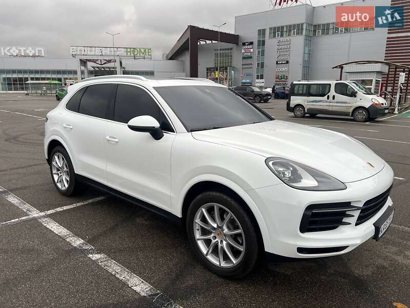 Porsche Cayenne 2019