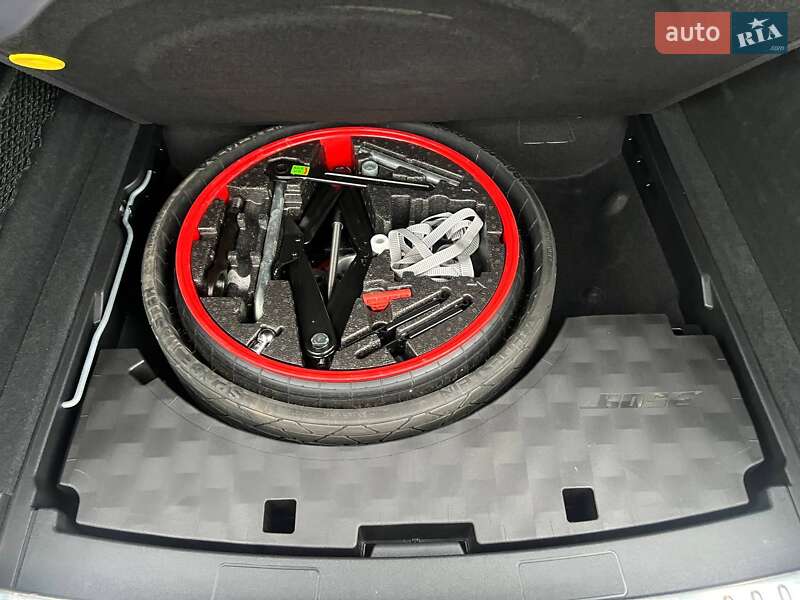 Позашляховик / Кросовер Porsche Cayenne 2019 в Києві