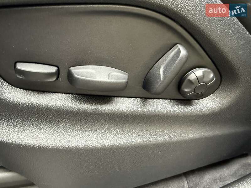 Позашляховик / Кросовер Porsche Cayenne 2024 в Києві