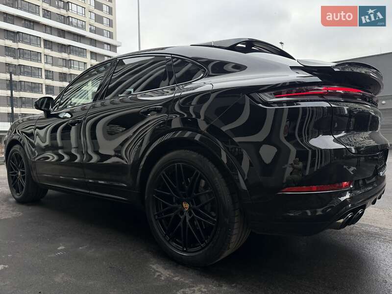 Позашляховик / Кросовер Porsche Cayenne 2024 в Києві