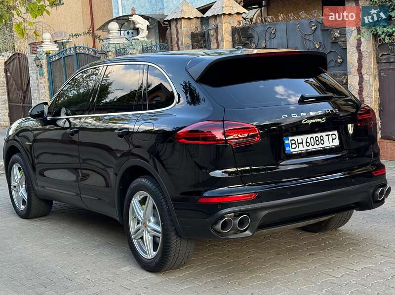 Позашляховик / Кросовер Porsche Cayenne 2015 в Одесі фото 6 Позашляховик / Кросовер Porsche Cayenne 2015 в Одесі