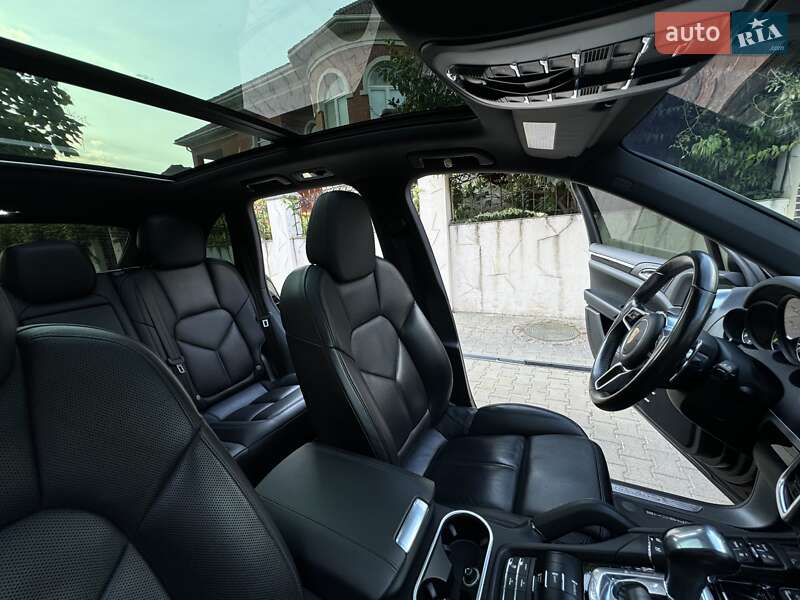 Позашляховик / Кросовер Porsche Cayenne 2015 в Одесі фото 22 Позашляховик / Кросовер Porsche Cayenne 2015 в Одесі