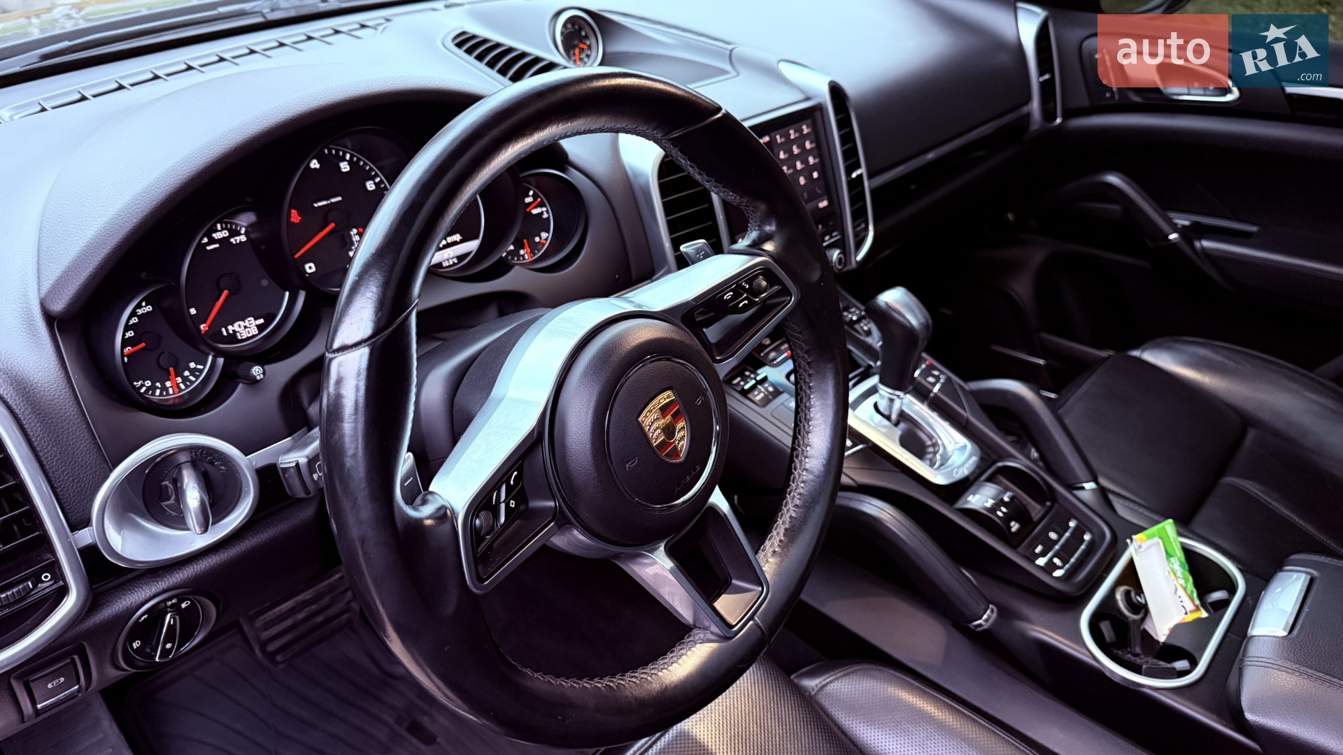 2016 Porsche Cayenne - мініатюра 34