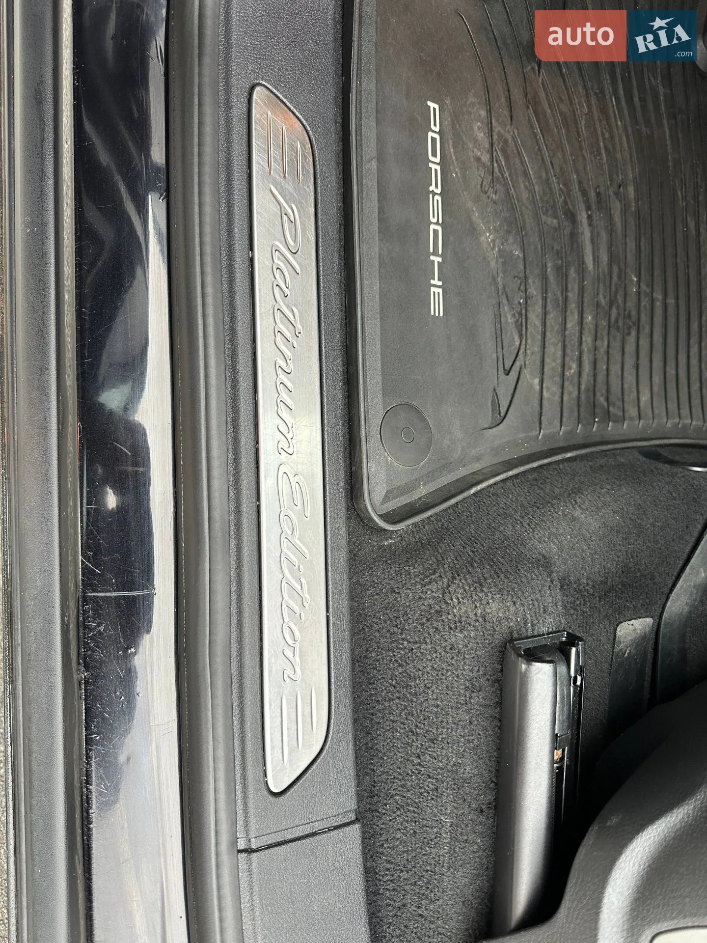 2014 Porsche Cayenne - мініатюра 30