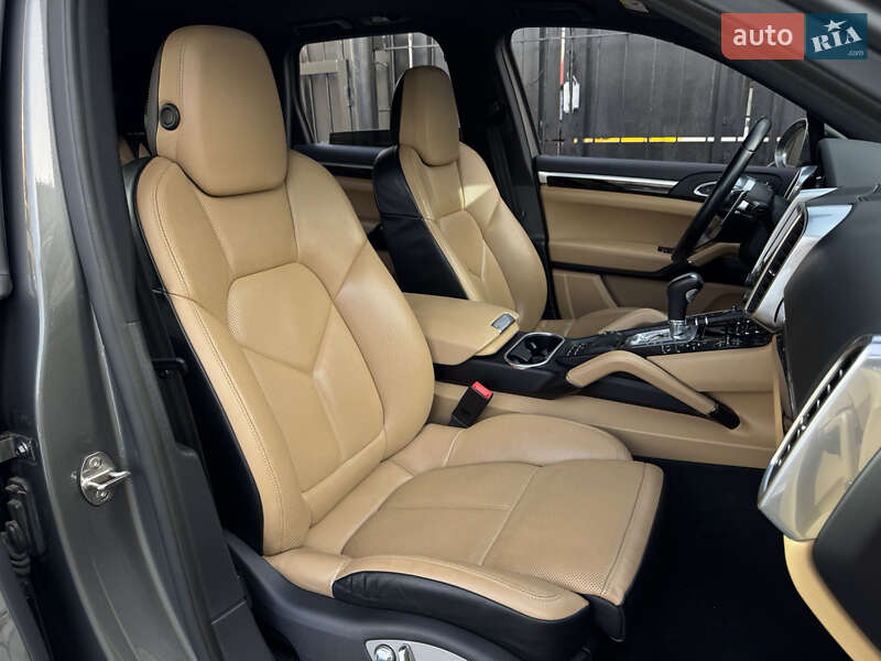 Позашляховик / Кросовер Porsche Cayenne 2017 в Києві фото 11 Позашляховик / Кросовер Porsche Cayenne 2017 в Києві