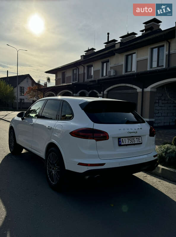 Позашляховик / Кросовер Porsche Cayenne 2016 в Броварах фото 10 Позашляховик / Кросовер Porsche Cayenne 2016 в Броварах