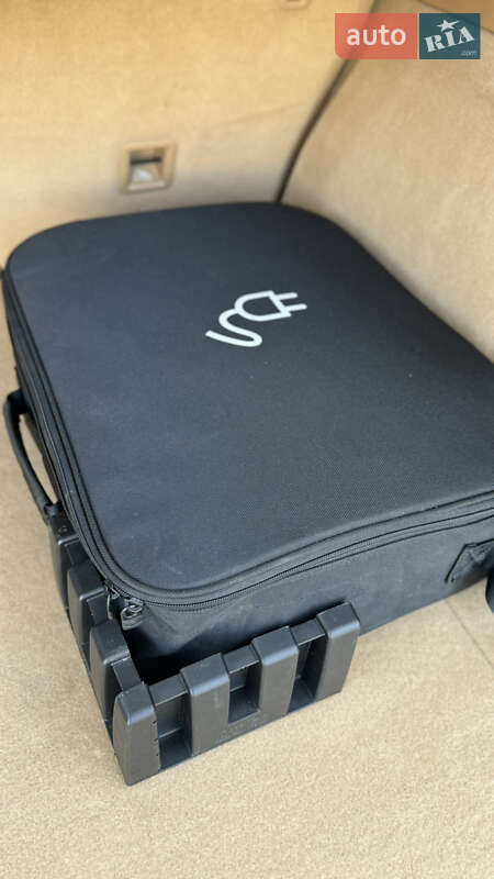 Позашляховик / Кросовер Porsche Cayenne 2016 в Броварах фото 14 Позашляховик / Кросовер Porsche Cayenne 2016 в Броварах