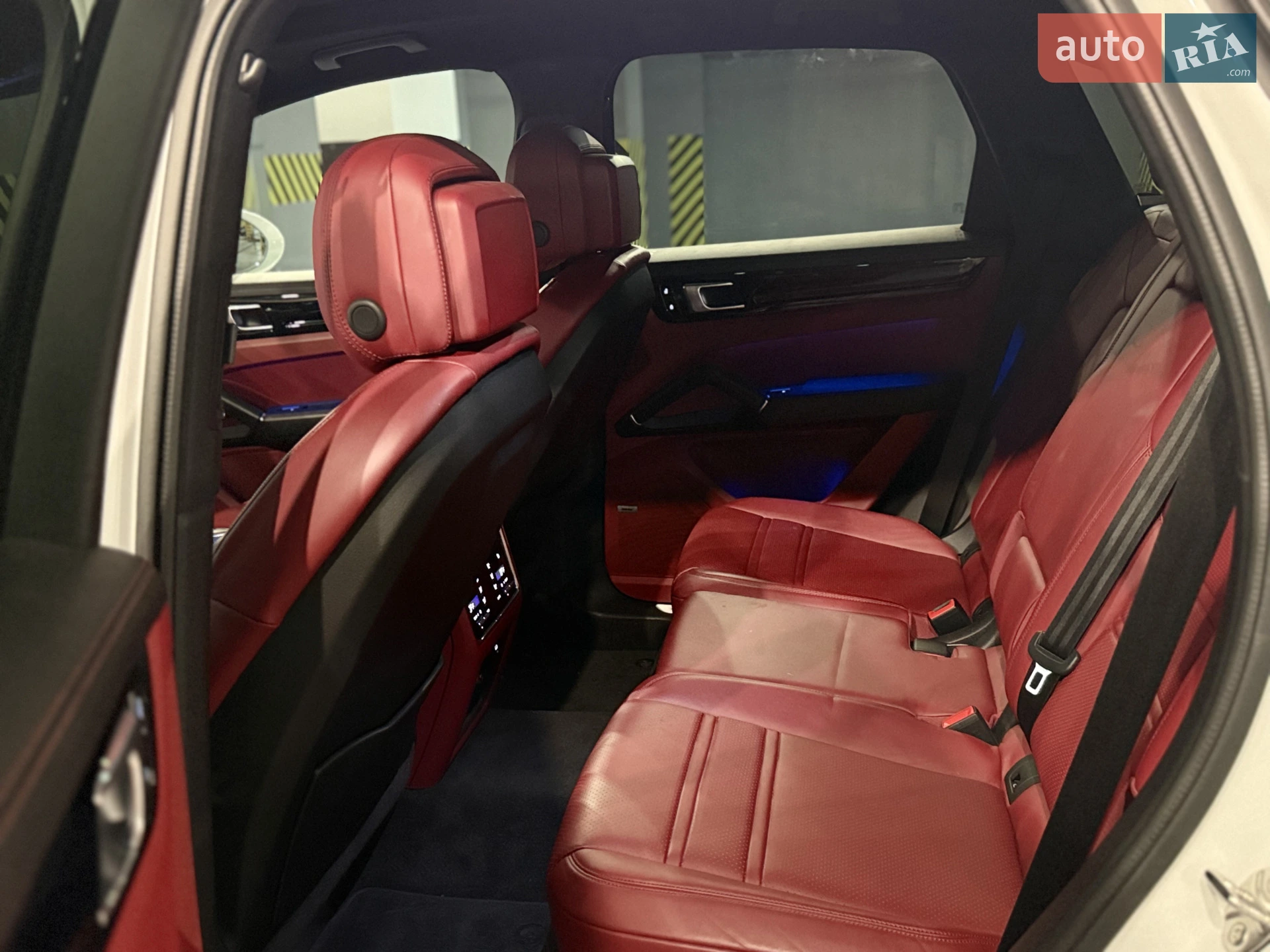 2021 Porsche Cayenne - мініатюра 39