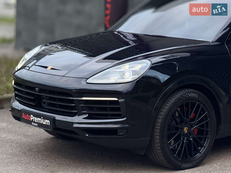 Позашляховик / Кросовер Porsche Cayenne 2017 в Харкові