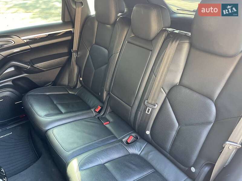 Позашляховик / Кросовер Porsche Cayenne 2014 в Миколаєві фото 25 Позашляховик / Кросовер Porsche Cayenne 2014 в Миколаєві