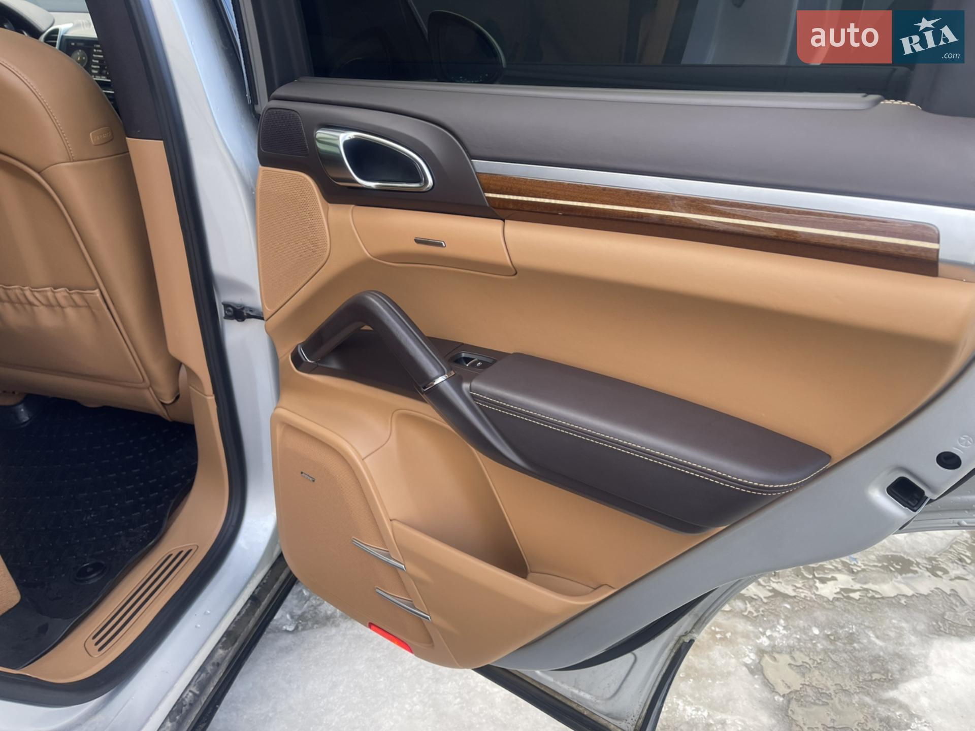 2013 Porsche Cayenne - мініатюра 35