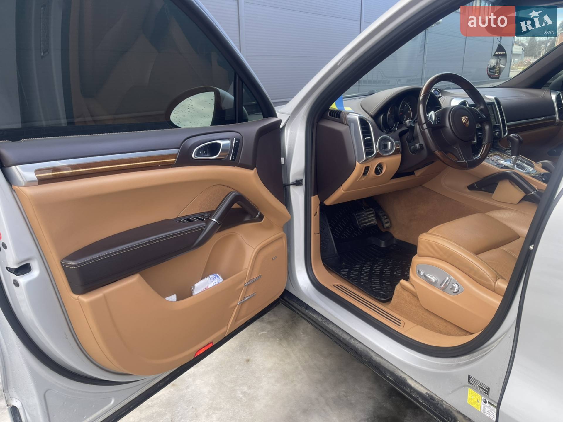 2013 Porsche Cayenne - мініатюра 51
