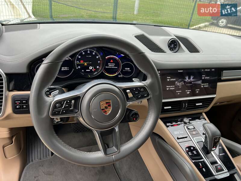Внедорожник / Кроссовер Porsche Cayenne 2018 в Днепре фото 8 Внедорожник / Кроссовер Porsche Cayenne 2018 в Днепре