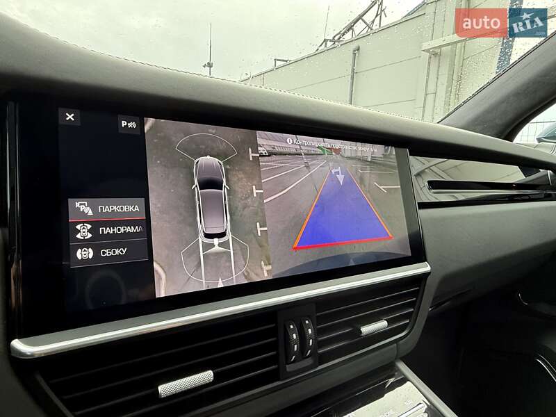 Позашляховик / Кросовер Porsche Cayenne 2018 в Києві