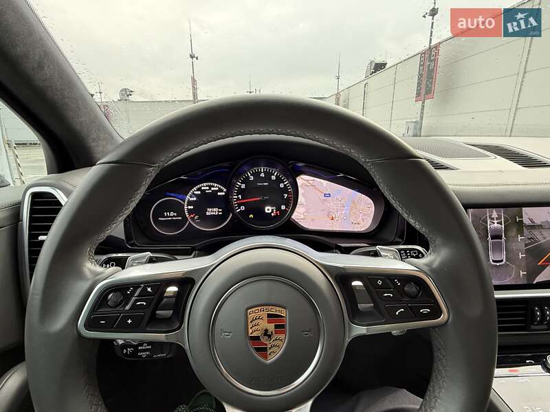 Позашляховик / Кросовер Porsche Cayenne 2018 в Києві