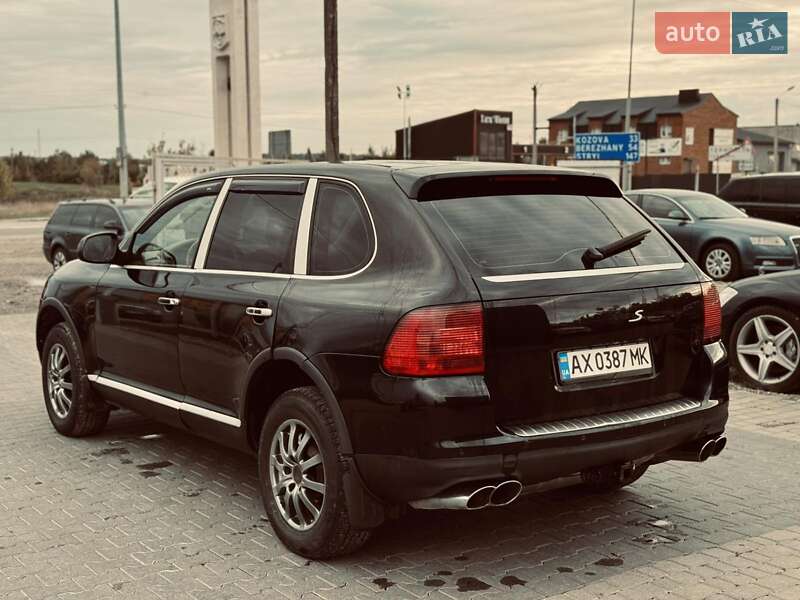 Позашляховик / Кросовер Porsche Cayenne 2004 в Шумську