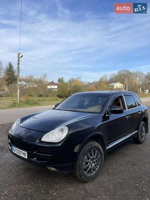 Позашляховик / Кросовер Porsche Cayenne 2004 в Шумську