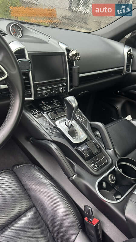 Позашляховик / Кросовер Porsche Cayenne 2016 в Кременчуці