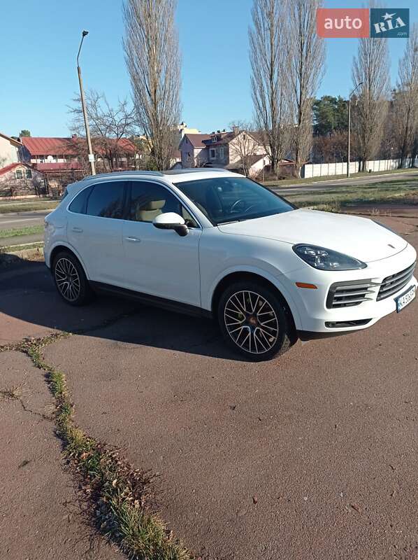 Позашляховик / Кросовер Porsche Cayenne 2019 в Києві
