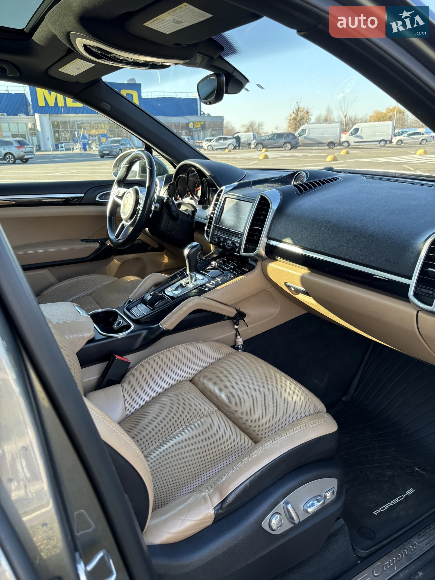 2015 Porsche Cayenne - мініатюра 17