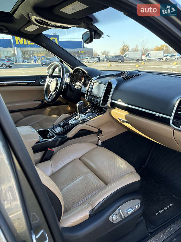 Позашляховик / Кросовер Porsche Cayenne 2015 в Києві фото 17 Позашляховик / Кросовер Porsche Cayenne 2015 в Києві