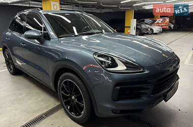 Внедорожник / Кроссовер Porsche Cayenne 2018 в Киеве