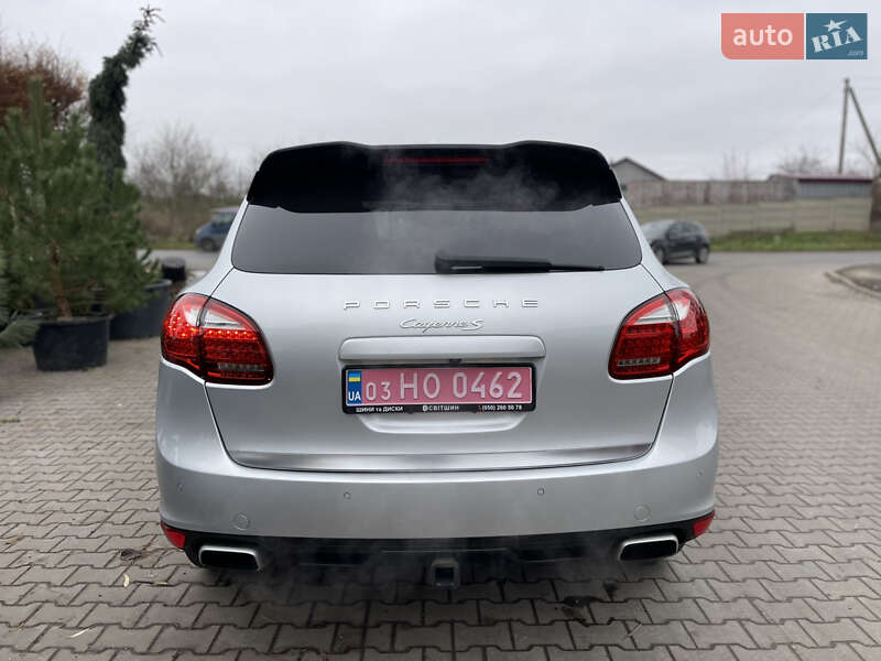 Внедорожник / Кроссовер Porsche Cayenne 2014 в Луцке