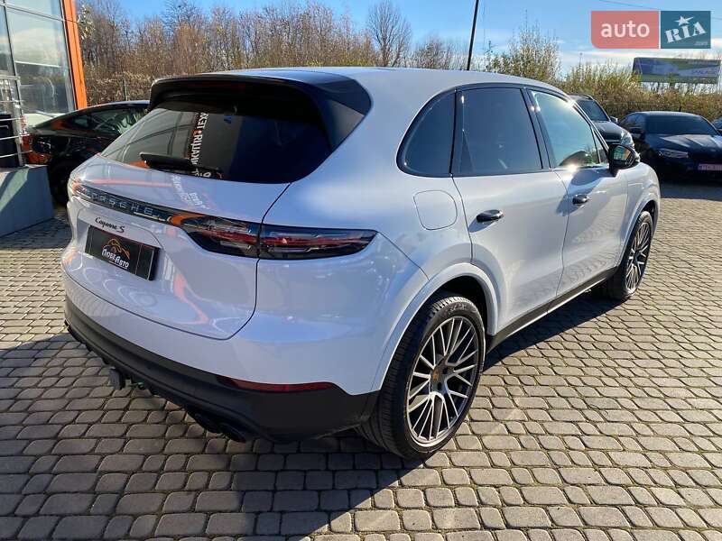 Позашляховик / Кросовер Porsche Cayenne 2022 в Львові