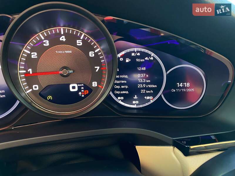 Позашляховик / Кросовер Porsche Cayenne 2022 в Львові