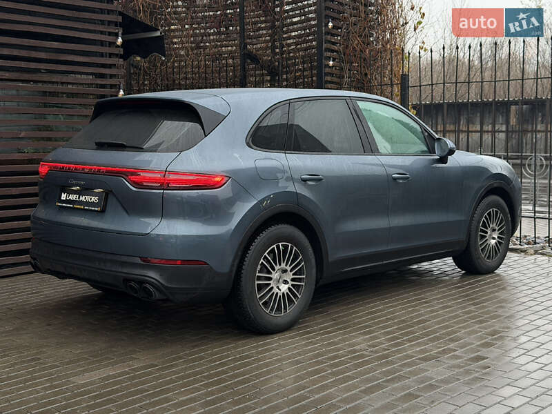 Внедорожник / Кроссовер Porsche Cayenne 2018 в Киеве