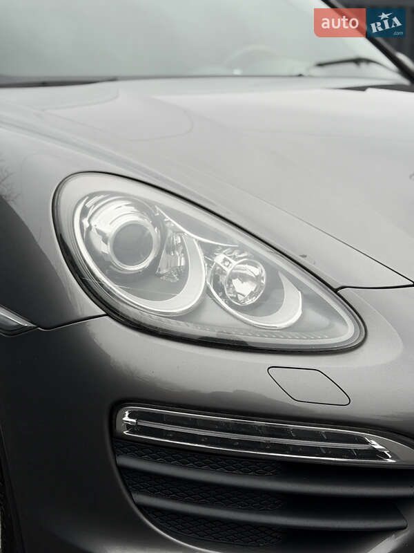 Позашляховик / Кросовер Porsche Cayenne 2012 в Києві фото 12 Позашляховик / Кросовер Porsche Cayenne 2012 в Києві
