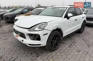 Внедорожник / Кроссовер Porsche Cayenne 2019 в Львове