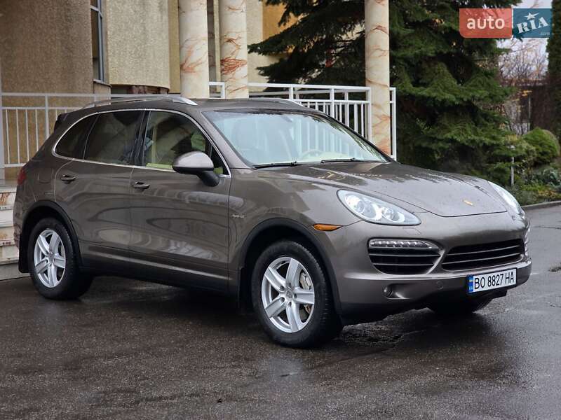 Porsche Cayenne 2012