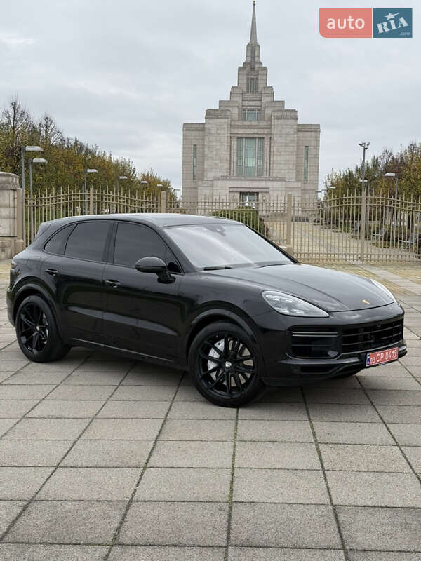 Позашляховик / Кросовер Porsche Cayenne 2019 в Києві